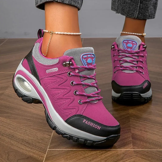 Scarpe da trekking impermeabili e colorate da donna