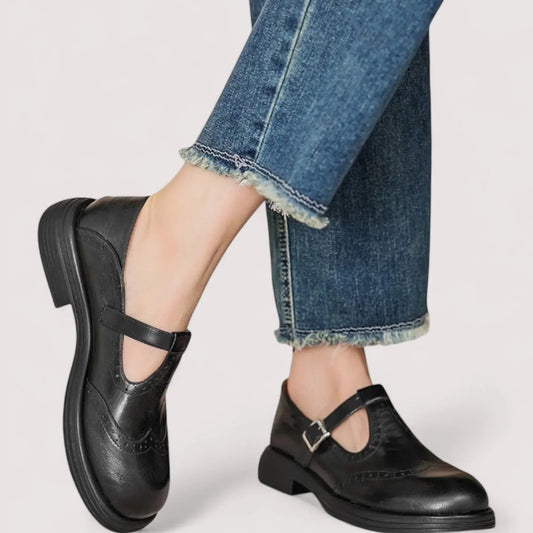 Scarpe Mary Jane in pelle con cinturino a T e dettagli brogue