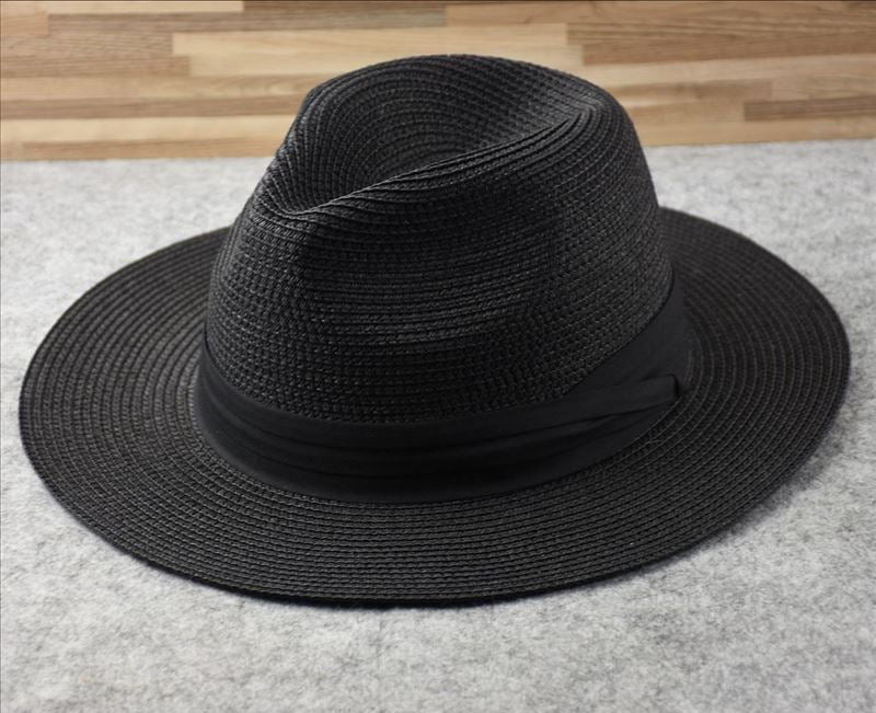 Cappello da spiaggia estivo di stile