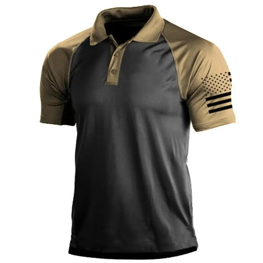 T-shirt sportiva da uomo con colletto e patchwork a bandiera