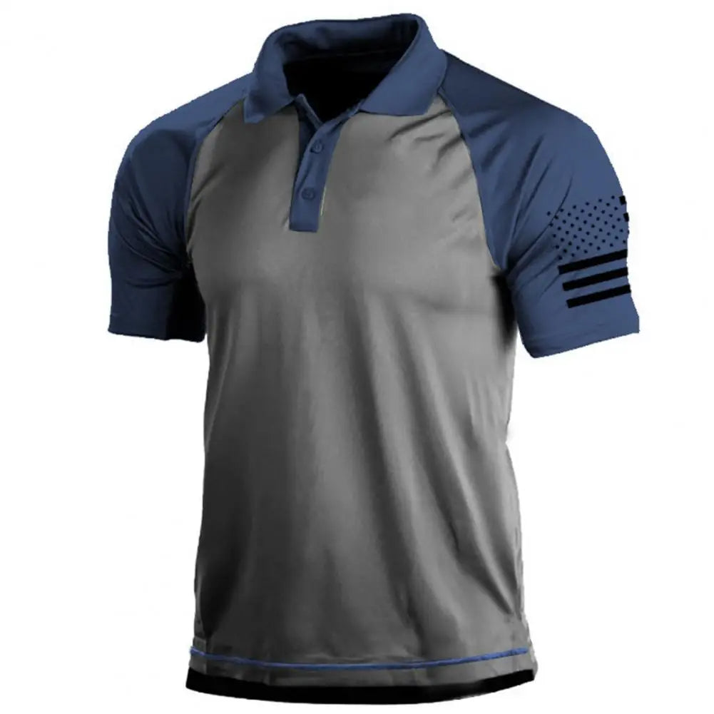 T-shirt sportiva da uomo con colletto e patchwork a bandiera