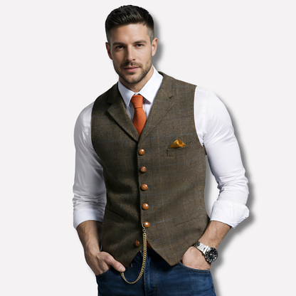 Gilet formale classico con revers dentellato e chiusura a bottoni