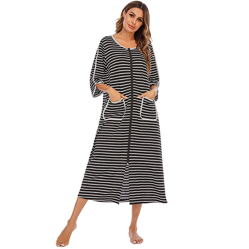 Camicia da notte calda con zip e cappuccio