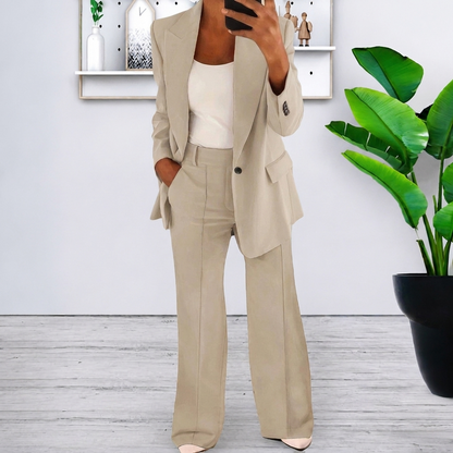 Completo Blazer Sagomato da Donna