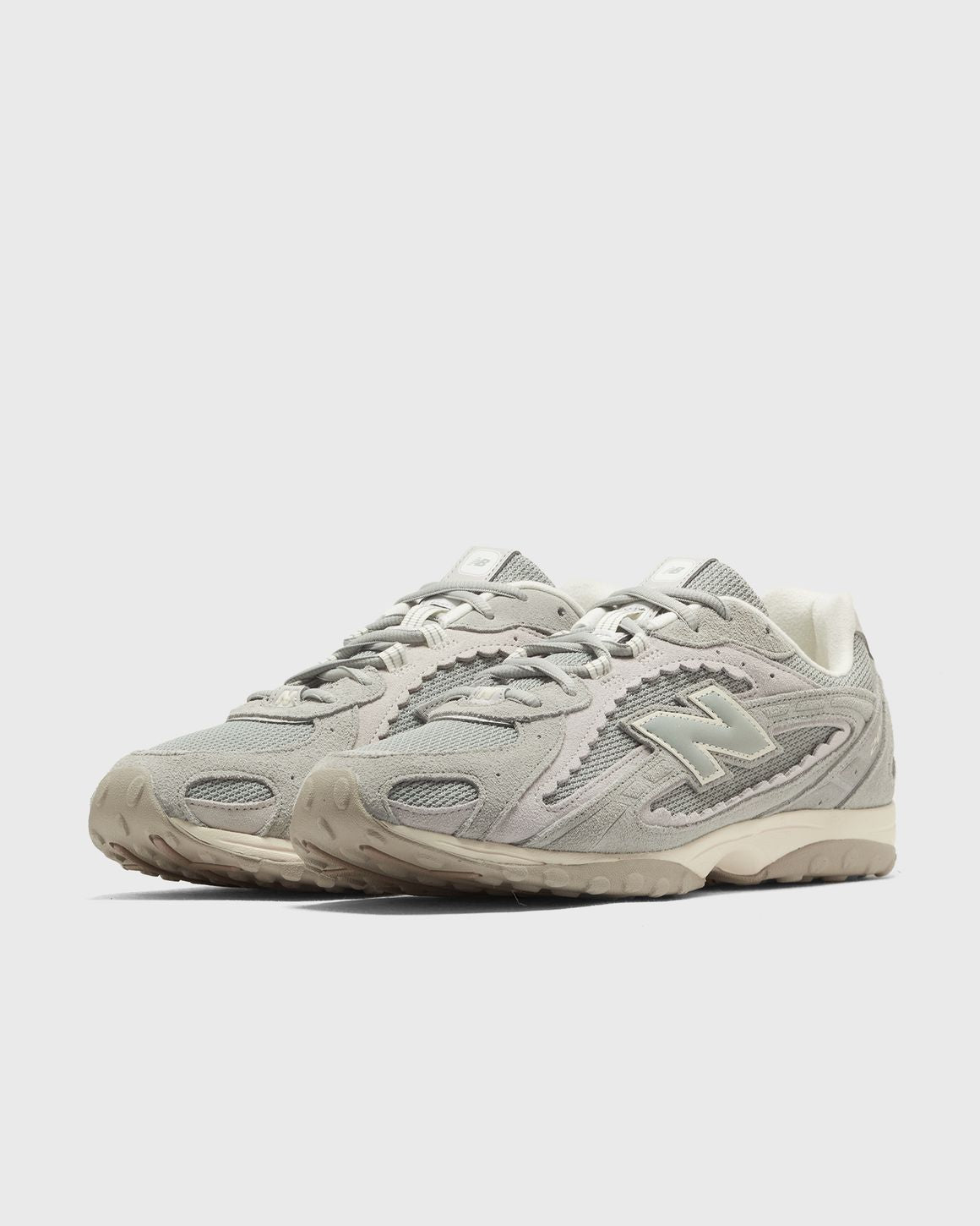 New Balance 204L - vista laterale