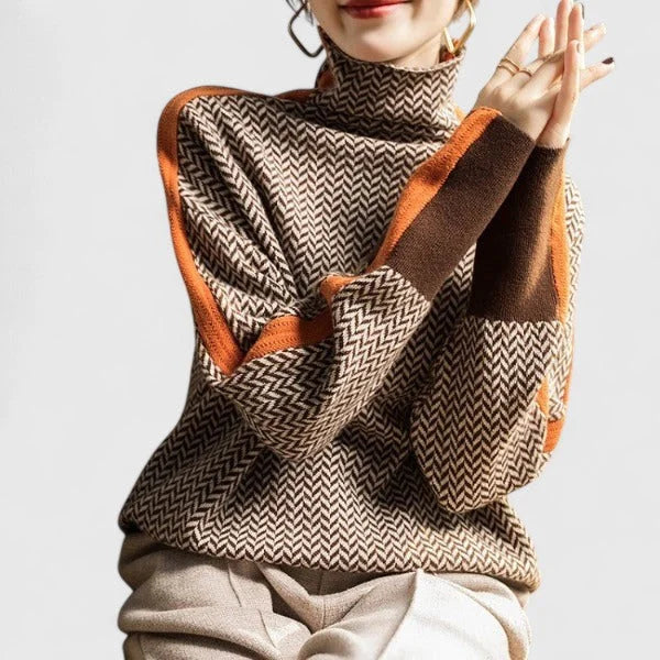 Maglione con collo alto e righe a contrasto