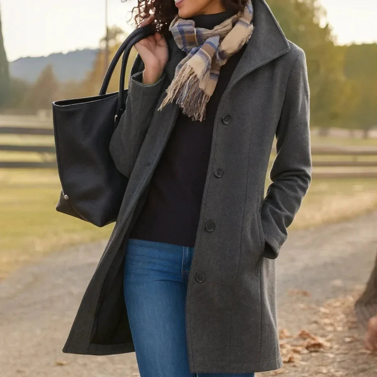 Cappotto midi in lana monopetto