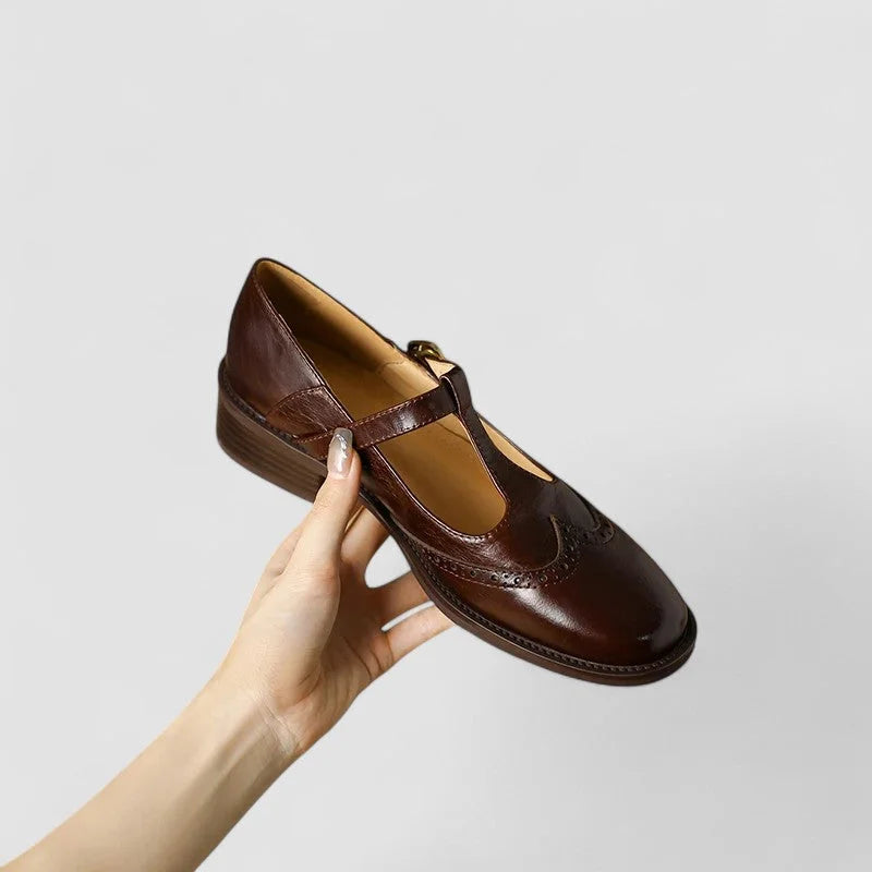 Scarpe Mary Jane in pelle con cinturino a T e fibbia
