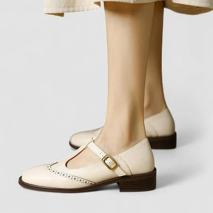 Scarpe Mary Jane in pelle con cinturino a T e fibbia