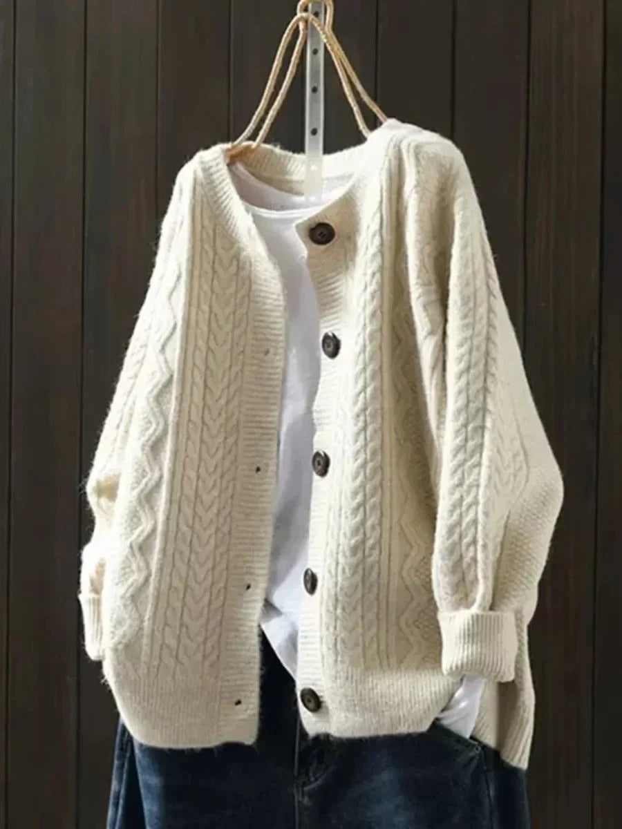 Cardigan oversize a trecce con bottoni