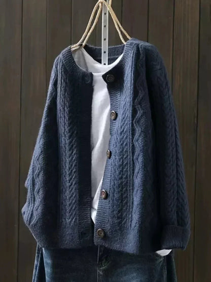 Cardigan oversize a trecce con bottoni