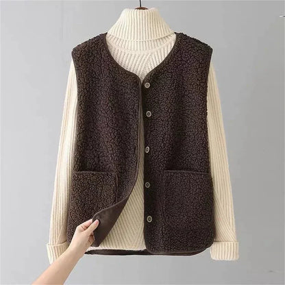 Gilet sherpa con scollo a V e bottoni